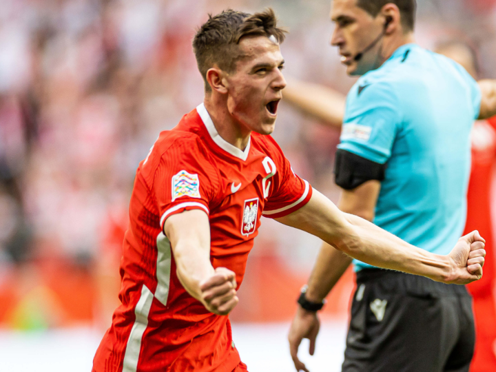 开云体育入口-弗拉门戈主教练内部矛盾曝光，欧洲夺冠梦再添波折的简单介绍