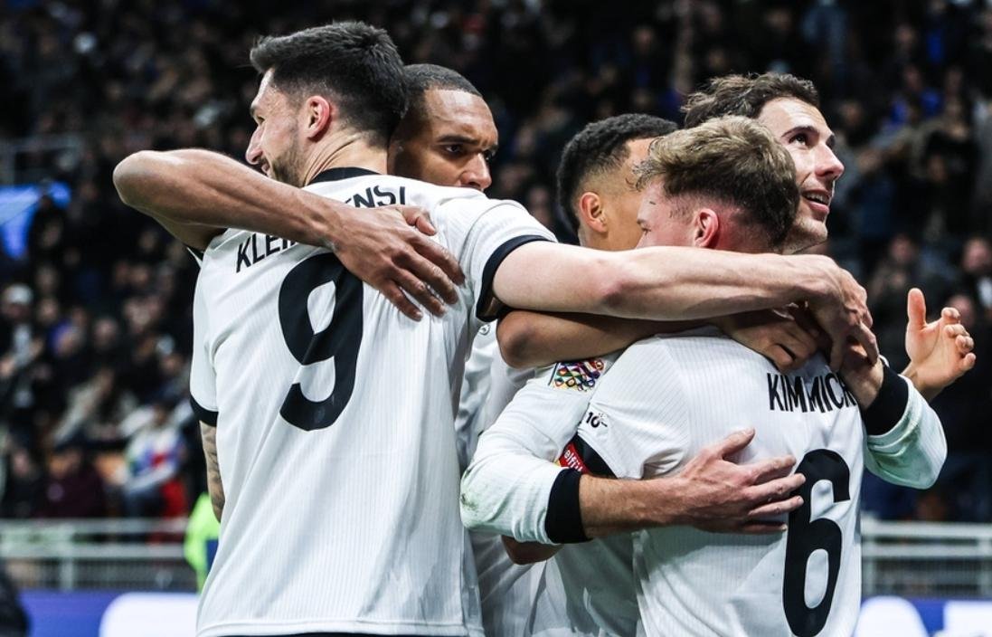 包含欧国联赛争夺悬念，胜负未卜场面精彩的词条