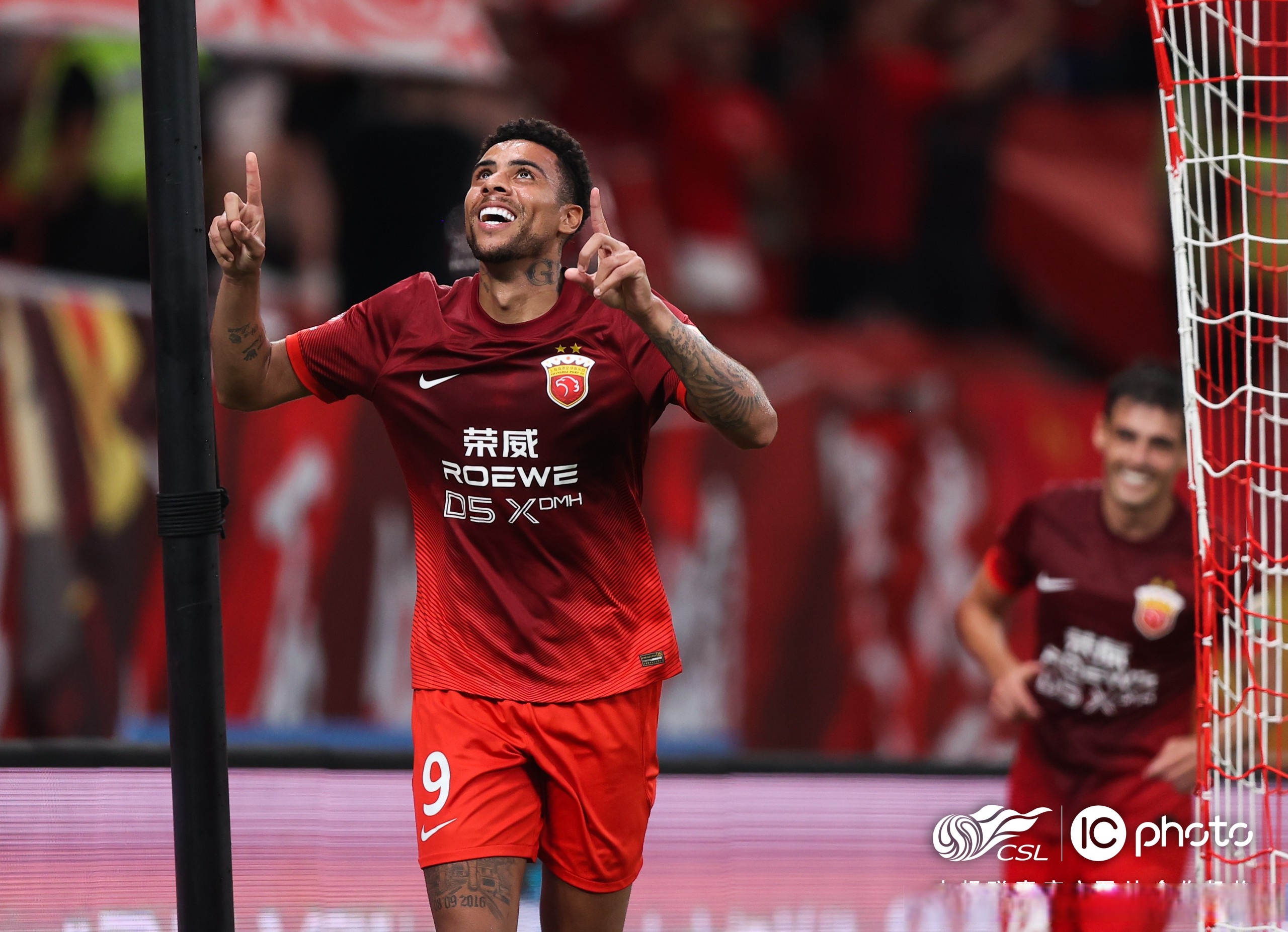 关于曼联客场力克维拉,继续追随领袖之后的信息 关于曼联客场力克维拉,继续追随领袖之后的信息