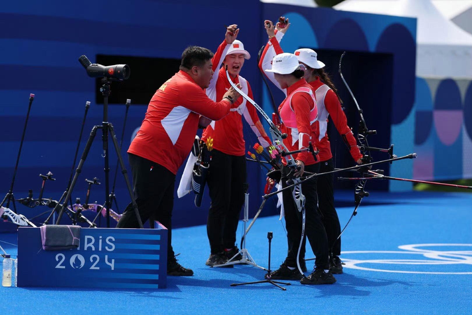 开云体育app下载-瑞士射箭选手在女子团体赛中夺冠