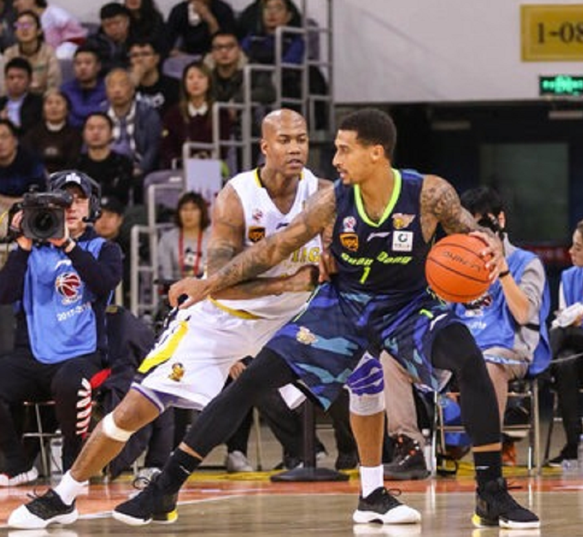 马赛客场爆冷击败对手，实现逆转