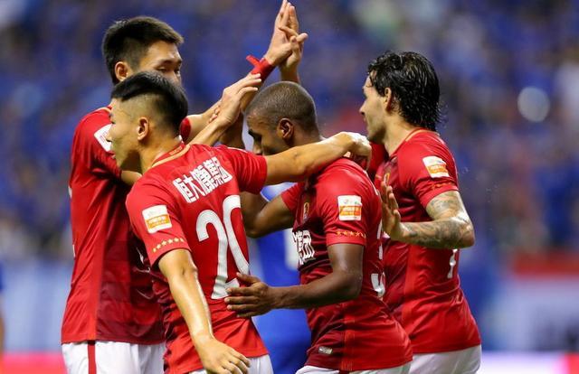 开云体育投注-高拉特领衔恒大出战上港，备受关注