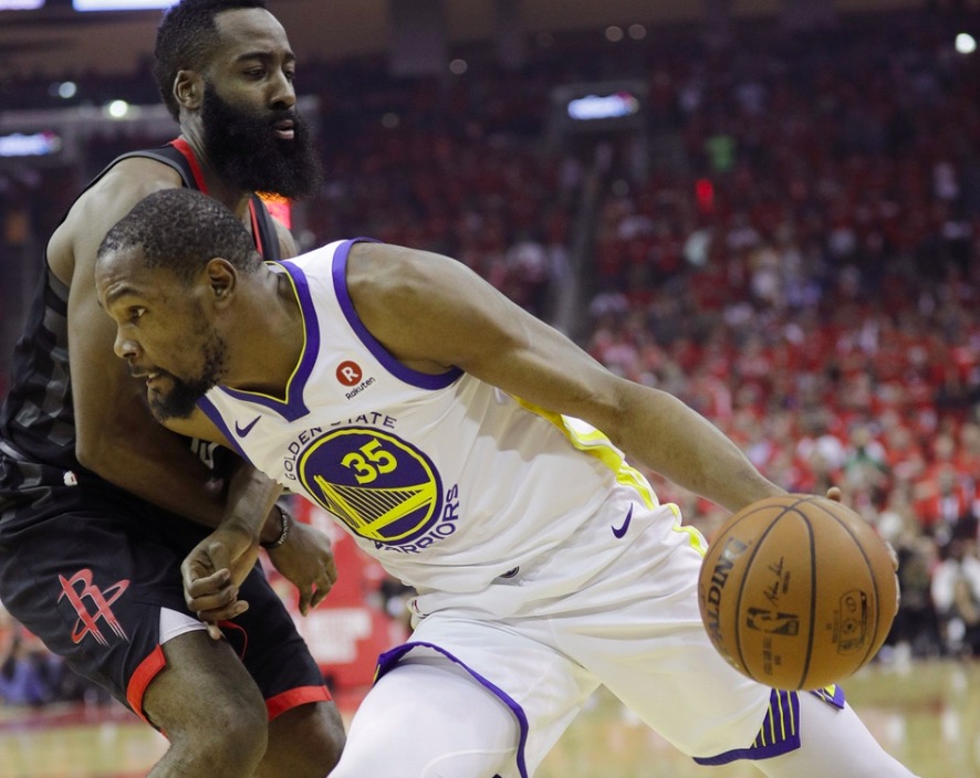 上海迎战沈阳，成功卫冕主场优势的简单介绍