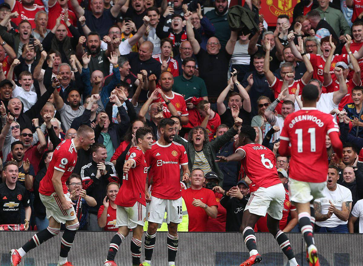 曼联豪取客场胜利，继续保持不败战绩的简单介绍