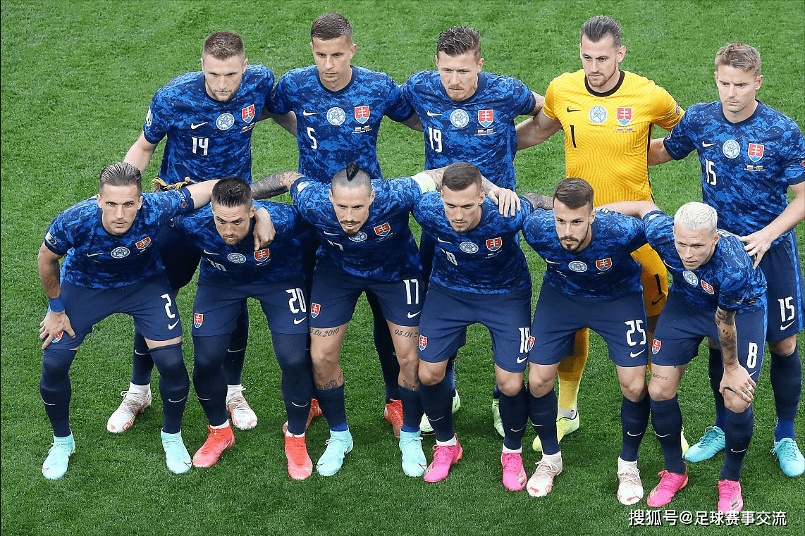 关于欧预赛比赛热门球队赛事连连，球迷热情高涨的信息