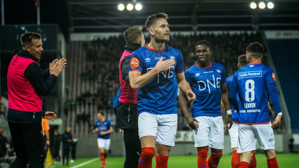 包含厄勒布鲁客场负于哥德堡，沦落降级区域的词条