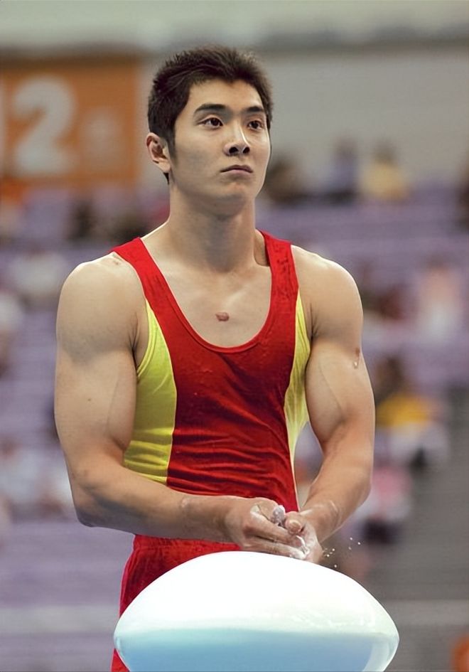 韩国奥运体操选手稳定发挥